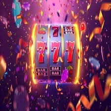 Platform koi88 menampilkan permainan slot Aviator dan Sweet Bonanza di antarmuka kasino langsung